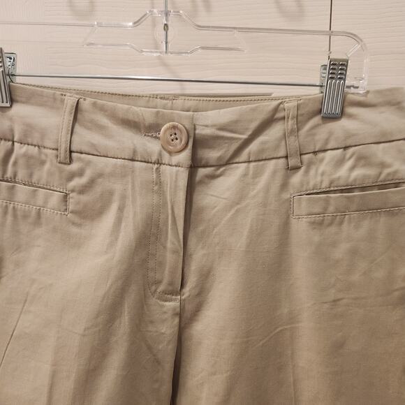Will Smith Women's size 12  Khaki Capri Pants Front and Back  Pockets - Picture 2 of 9
